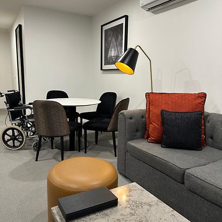 Deco Hotel Canberra Extérieur photo